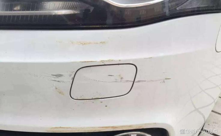 汽车小划痕露出底漆有必要处理吗,汽车大灯灯罩轻微划痕要不要处理
