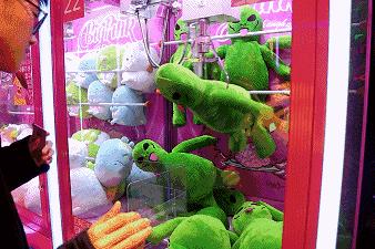 网传抓娃娃绝技大考核|攻略在手，天下娃娃我有！