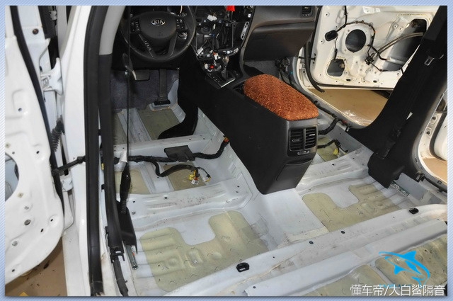 贵阳元音改汽车隔音改装起亚K5改装大白鲨金鲨隔音专家