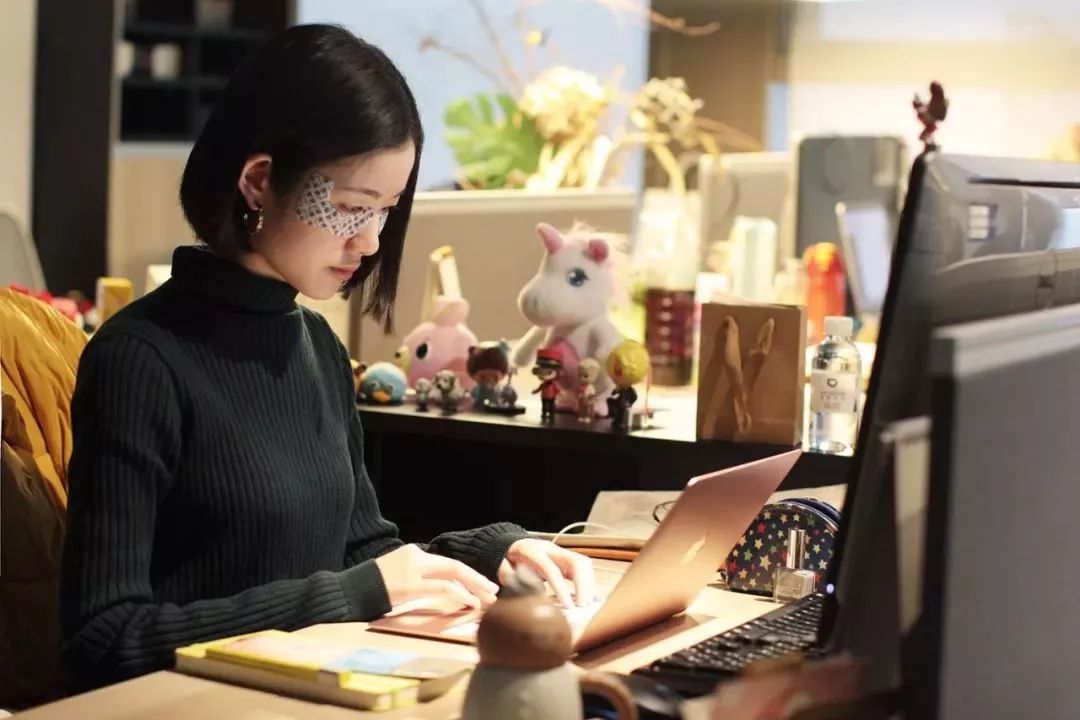 朱丹被评价,朱丹被嘲爱得卑微