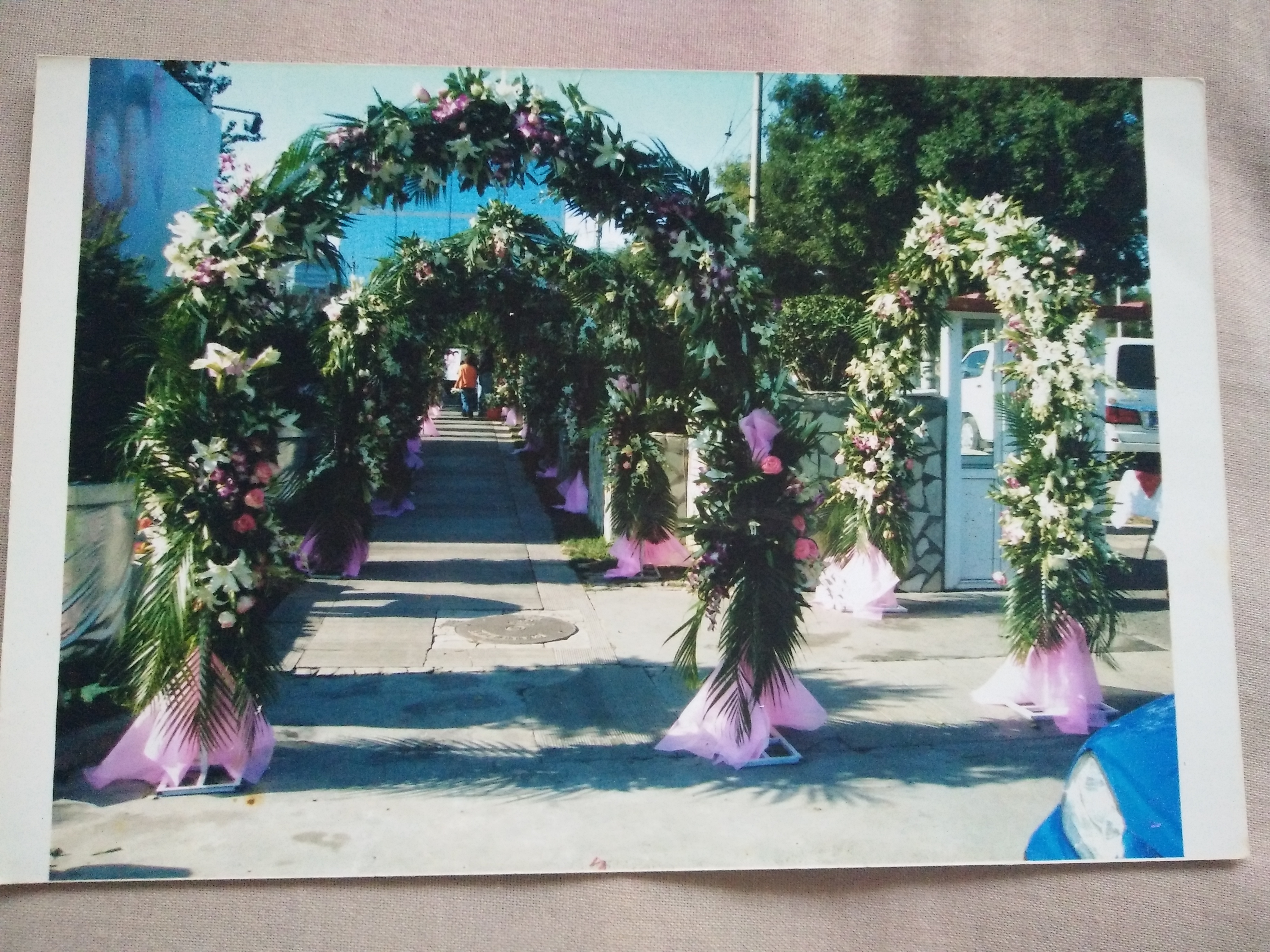 婚车手拿捧花,花艺婚车手捧花