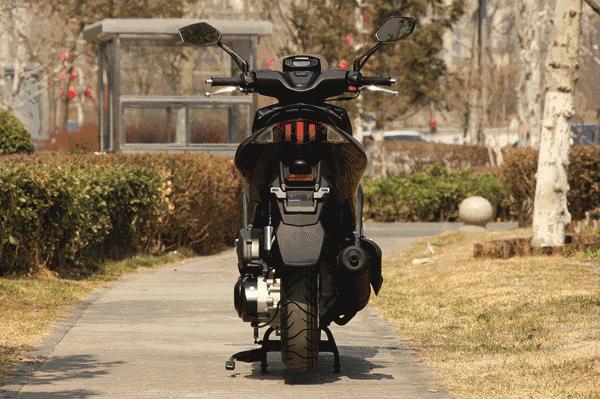 标致125水冷踏板,标致水冷150踏板车测评