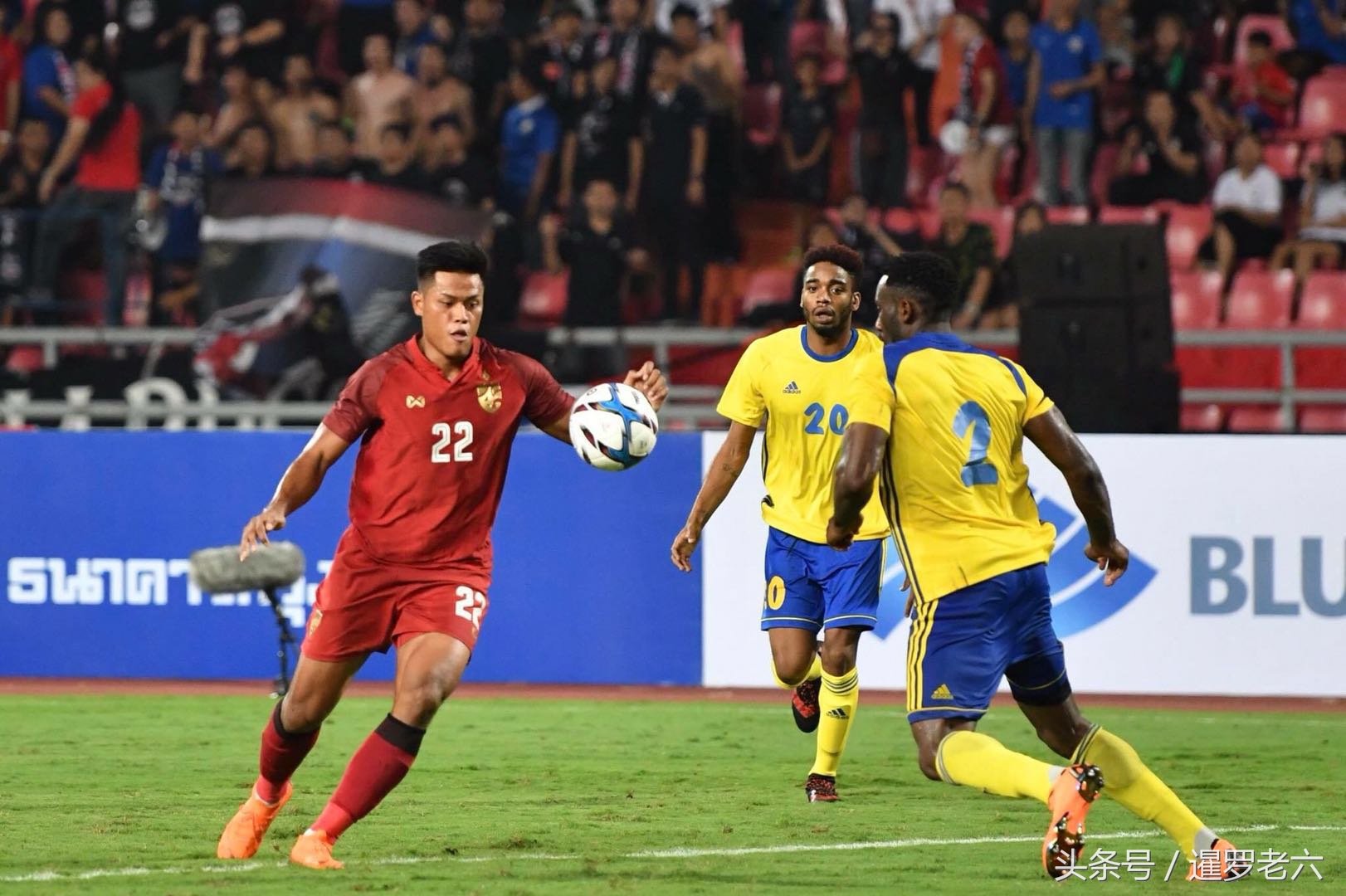 国足0-3不敌韩国赛后现场,国足0比3败给澳大利亚世预赛