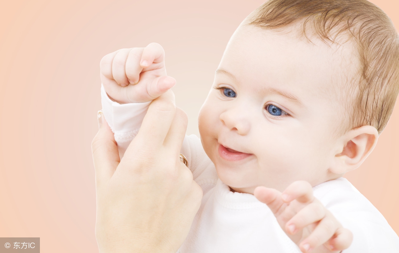 宝宝要断奶了不肯吃奶瓶怎么办,宝宝不吃配方奶断奶的正确方法