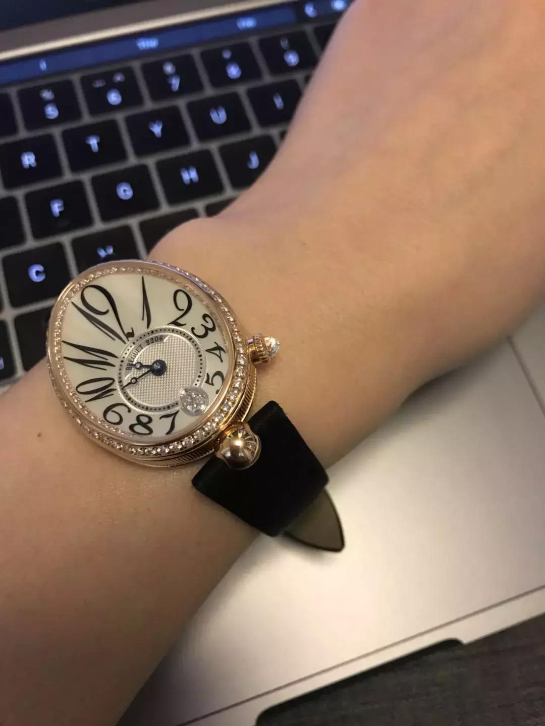 男人戴表跟不戴表的区别,戴表的男人和不戴表的男人