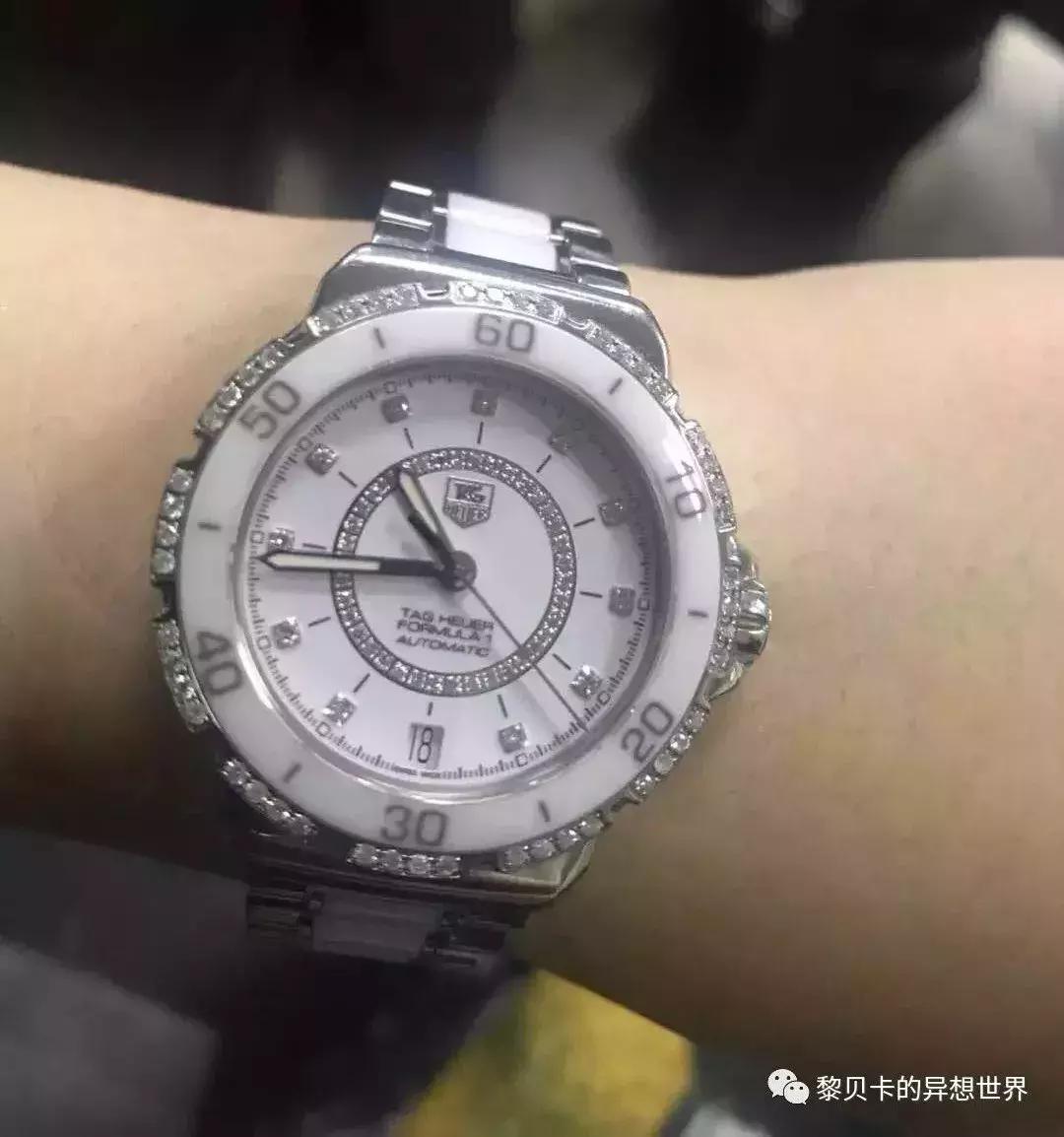 戴表和不戴表的对比照,男生戴表和不戴表有什么区别