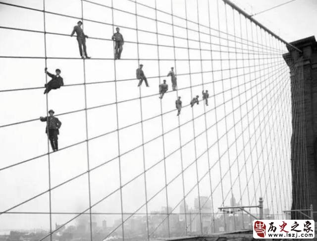 霍金本拉登高清壁纸,站着的霍金的照片