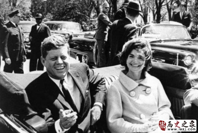 霍金本拉登高清壁纸,站着的霍金的照片