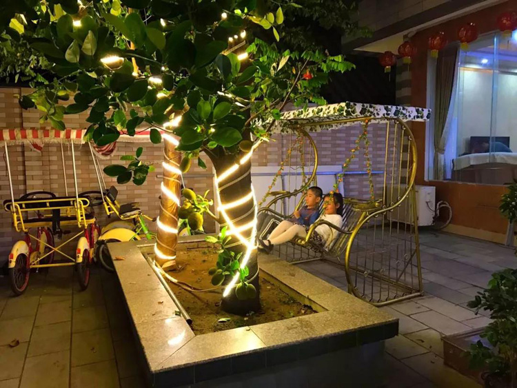 春风十里，不如花开万株！周末去哪？带你玩转特呈岛！