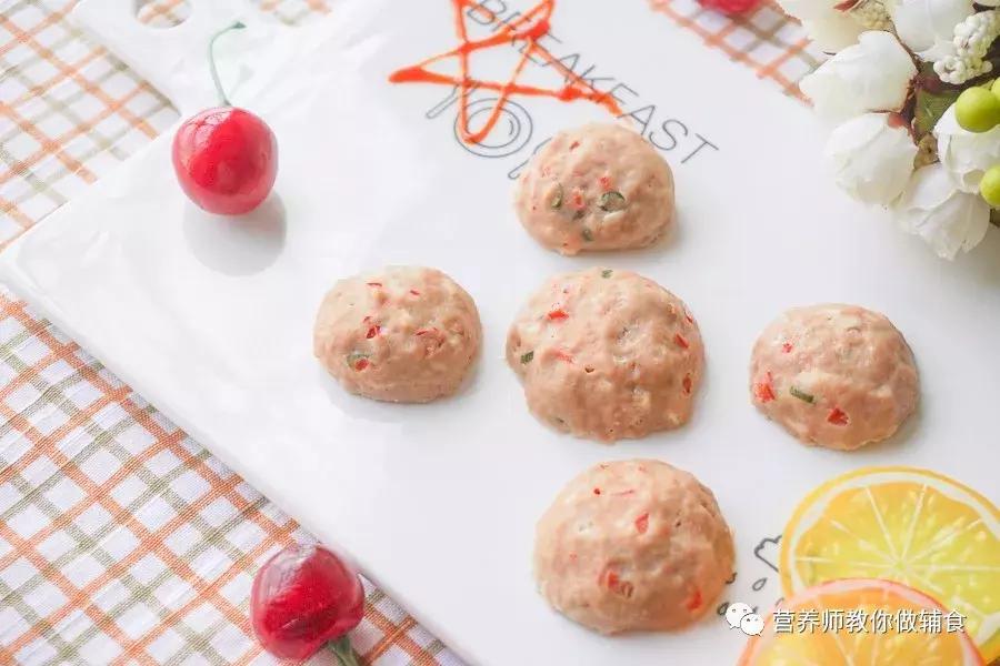 宝宝缺铁缺钙辅食应吃什么好,宝宝缺钙缺铁缺锌的表现