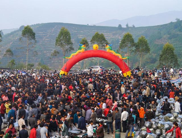 七星伴月七星星君,七星伴月迎中秋