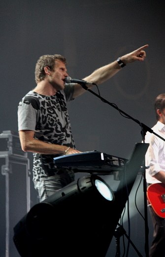 吻别翻唱有多火,吻别被外国翻唱了几个版本