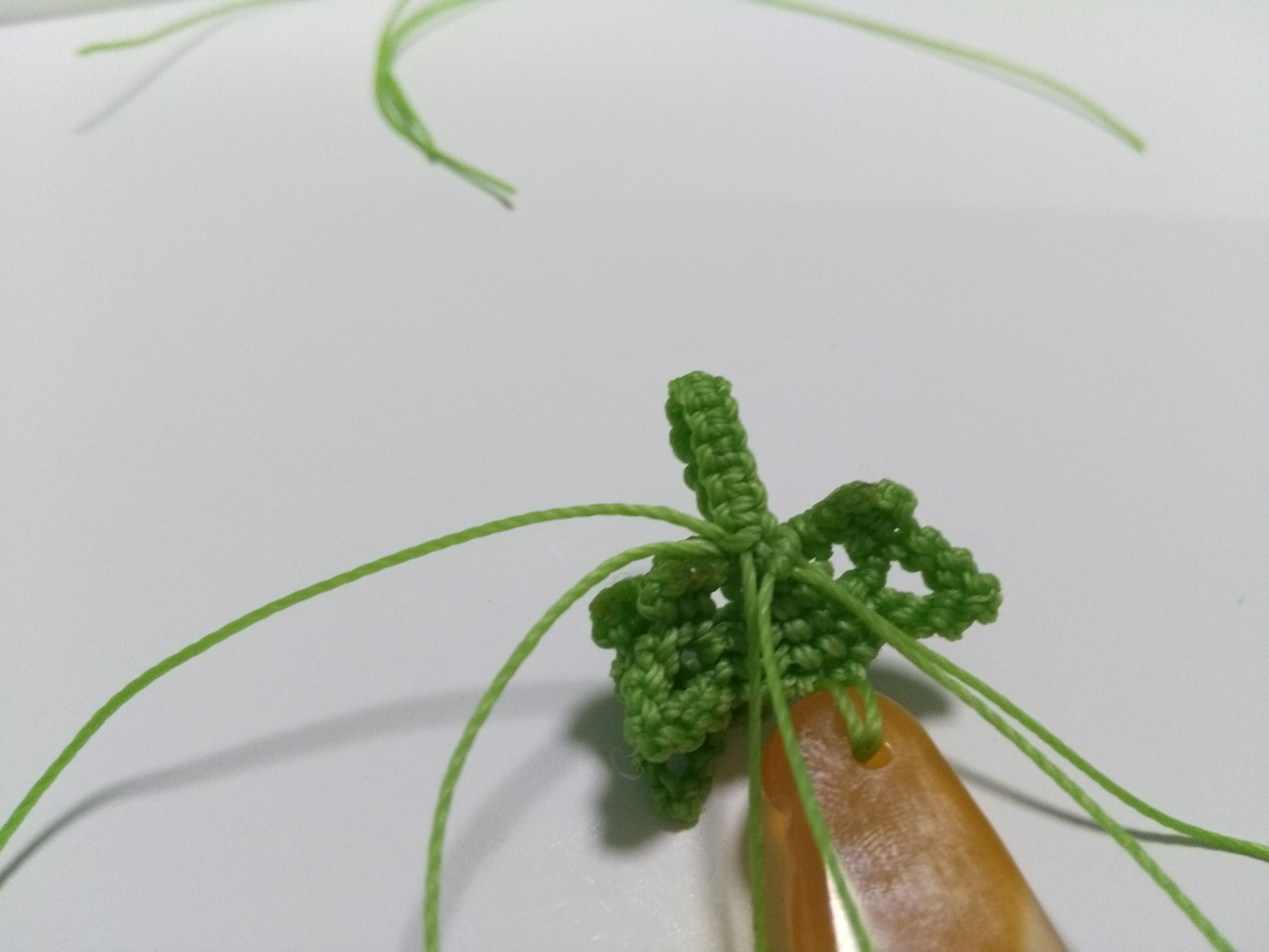 玛瑙豆子编手机吊坠法教程,玉豌豆吊坠怎么编绳