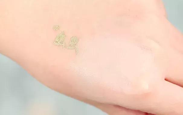 春夏赶紧备起来的美妆好物,开春帮你挑了20双好看单鞋