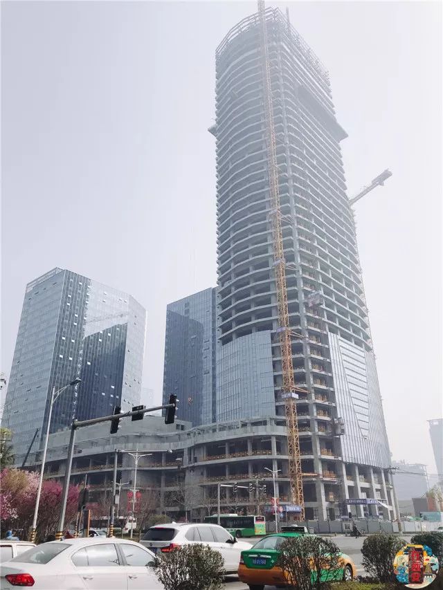 千万不要小看一个老头,千万不要小看一个长相年轻的男人