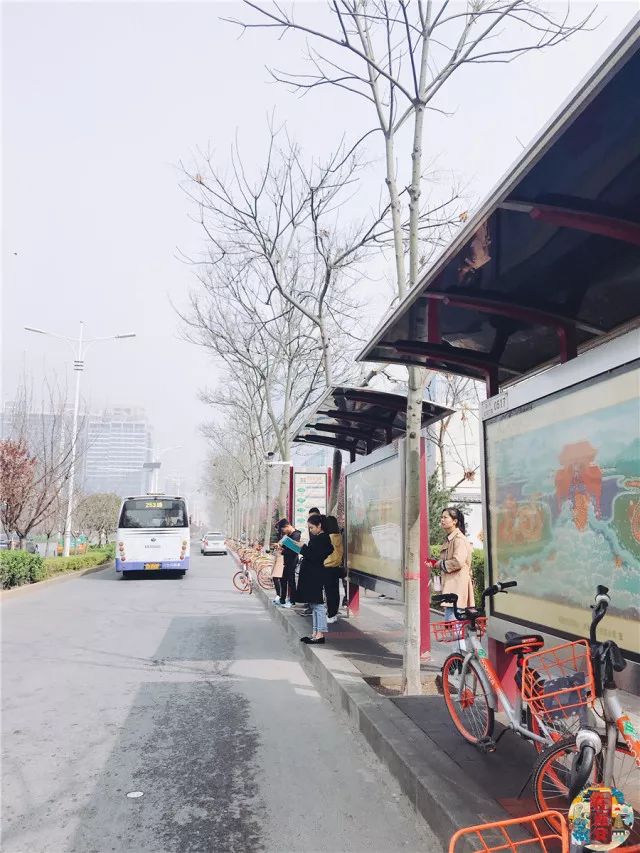 千万不要小看一个老头,千万不要小看一个长相年轻的男人