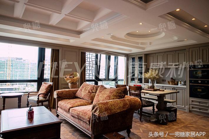 太想要美式的feel,她家壁纸和水龙头都是进口的