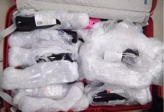 这批中国女孩在海外排队等待死刑她们做了啥？