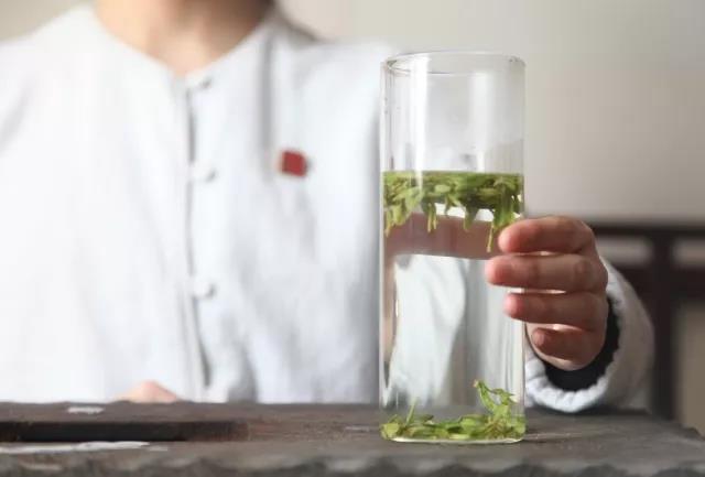 明前龙井每一口都是春天的味道,龙井的顶级香味