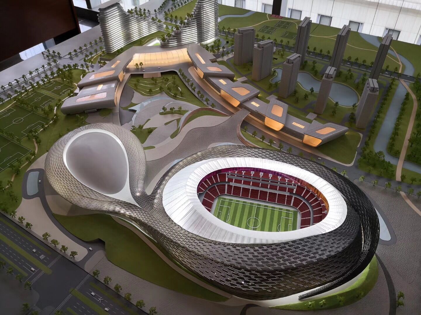 成都足球中心建设进度,成都国际足球中心投资