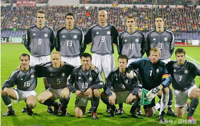 球衣名字从俱乐部发展到国家队，德国花了10年，国足还要等多久？