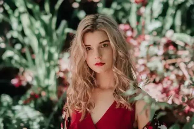 遇到说话特别伤人的舍友怎么办,舍友讲话特别大声该怎么办