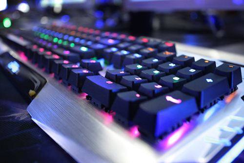 玩王者荣耀怎么可以玩的很厉害,王者荣耀嗨氏模拟器键位