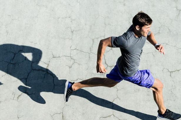 功能饮料喝多了影响发育吗,运动型饮料和功能型饮料的区别