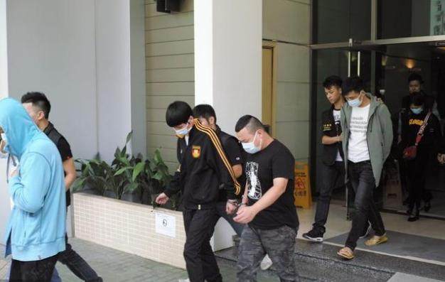 网贷逾期了被暴力催收了怎么办,网贷逾期不要怕专业催收教你