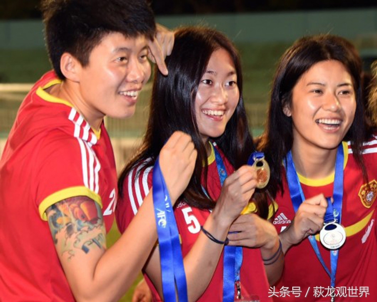 球踢得很好就是不喜欢踢球,球踢不起来正常吗