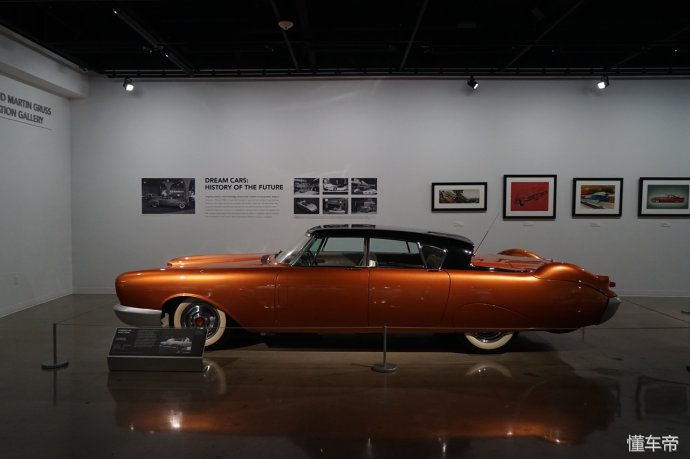 汽车博物馆蝙蝠侠战车,汽车博物馆带你了解蝙蝠侠战车