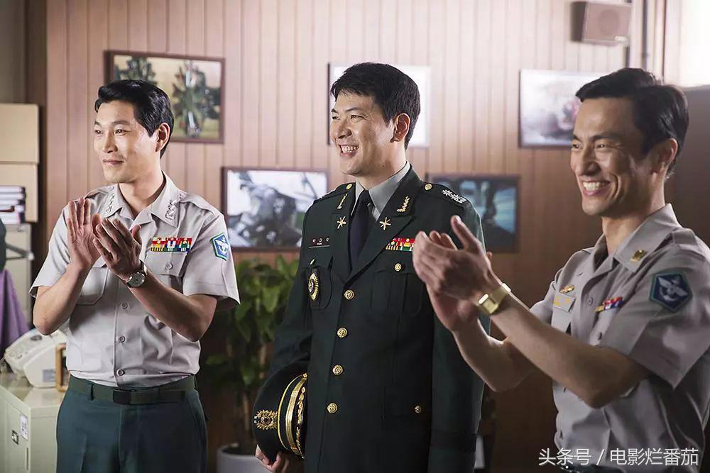 这部电影历经三任总统才得以上映，果然是一枚深水*弹炸**