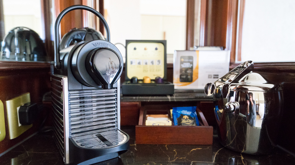 香港，住在港岛最高的行政客房是什么感觉，4000一晚也值得