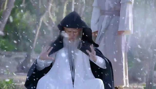 迪丽热巴和刘芮麟滚床单了？心疼周渝民，想娶红衣美娇娘好难