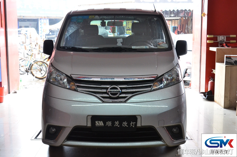 日产nv200小灯为什么常亮,nv200小灯怎么拆