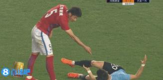 卡拉斯科球迷哭了,卡拉斯科被暴打