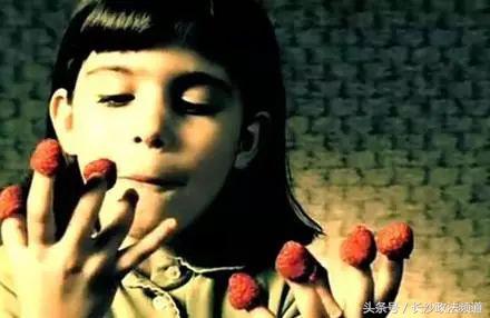 小女孩7岁胸部发育，吃药都压不下去！医生问了一个问题……