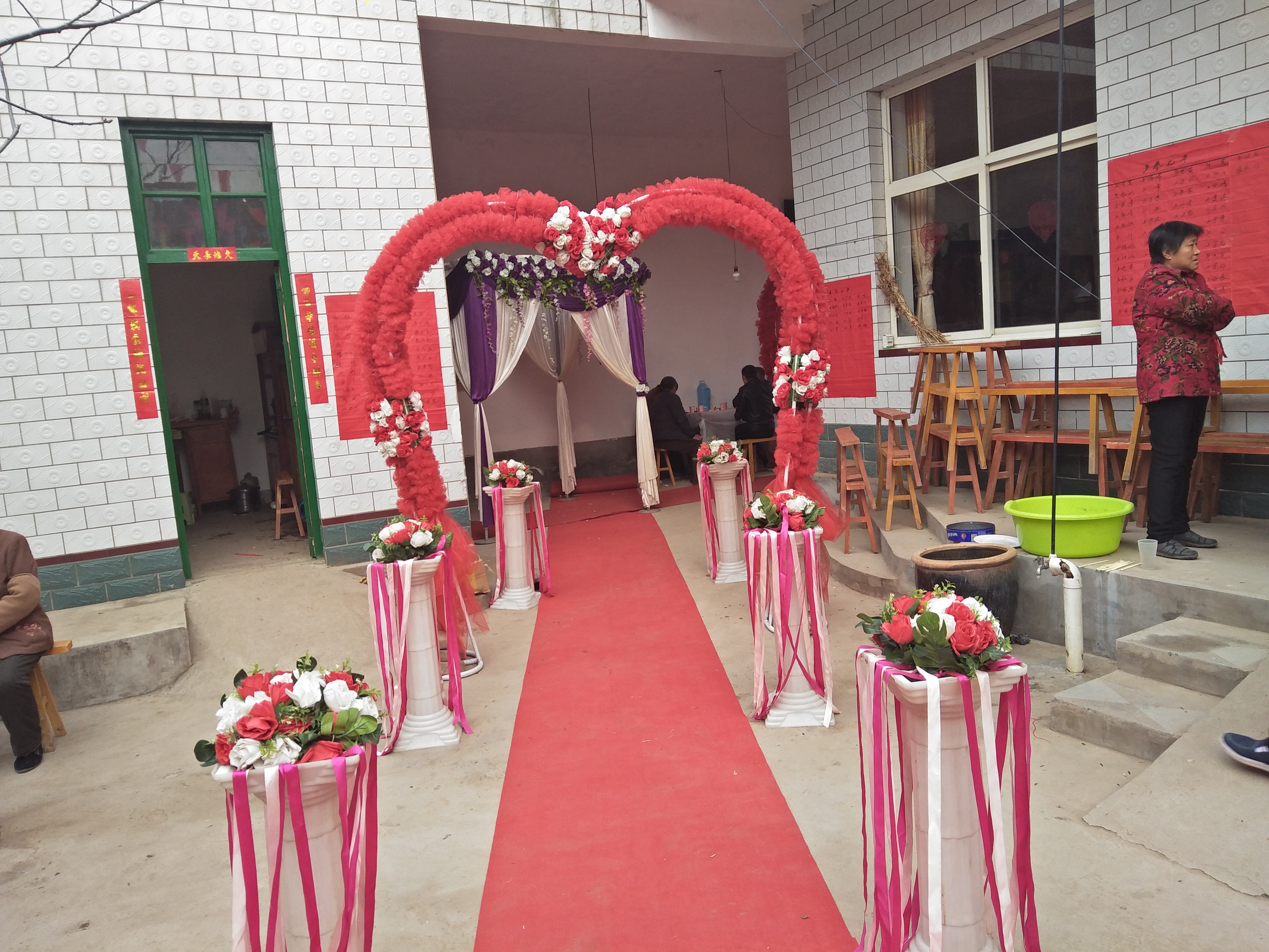 农村婚礼没有司仪是怎样的,农村婚礼司仪太能说