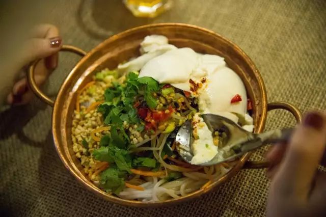 我们斗胆给上海10大网红马路排了个名！第一名竟是……