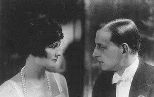 香奈儿的一生,香奈儿一生只做两件事