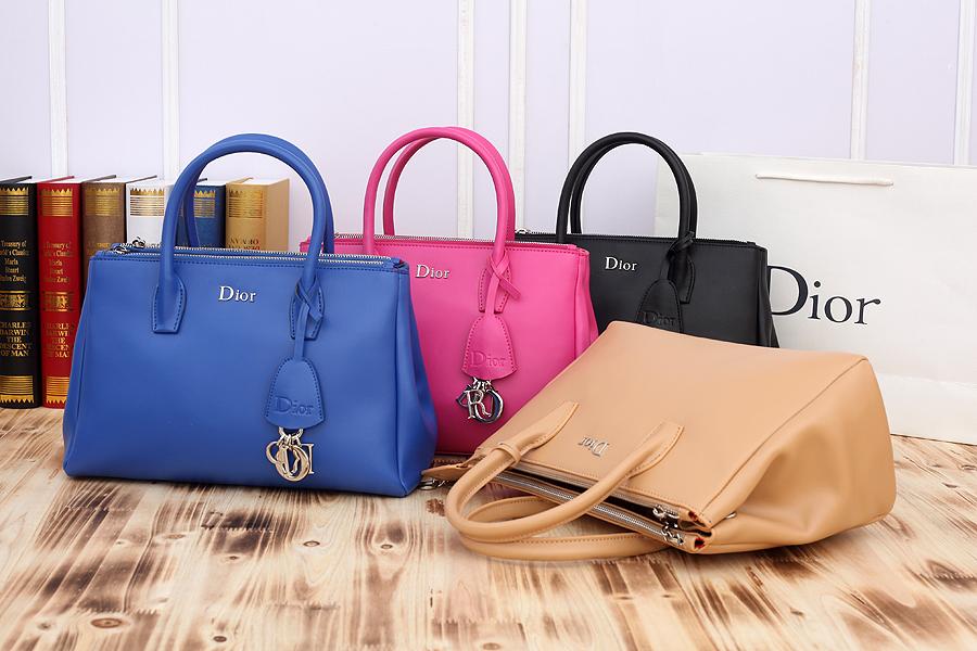 如何区分迪奥包包的真假,dior迪奥包真假辨别