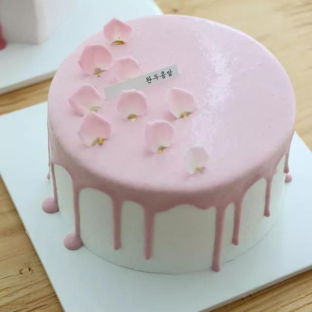 八齿裱花嘴奶油蛋糕简单造型,小孩子奶油蛋糕造型简单