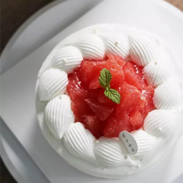 八齿裱花嘴奶油蛋糕简单造型,小孩子奶油蛋糕造型简单