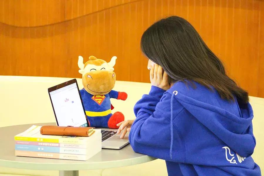 和中级职称赛跑的那两年:两年三科究竟幸还是不幸?