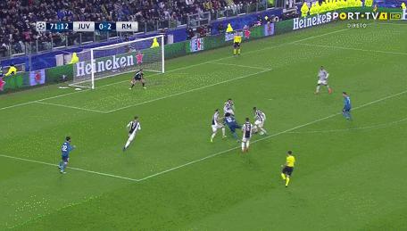 尤文c罗逆转马竞布冯,布冯冲c罗竖起大拇指高清背景图