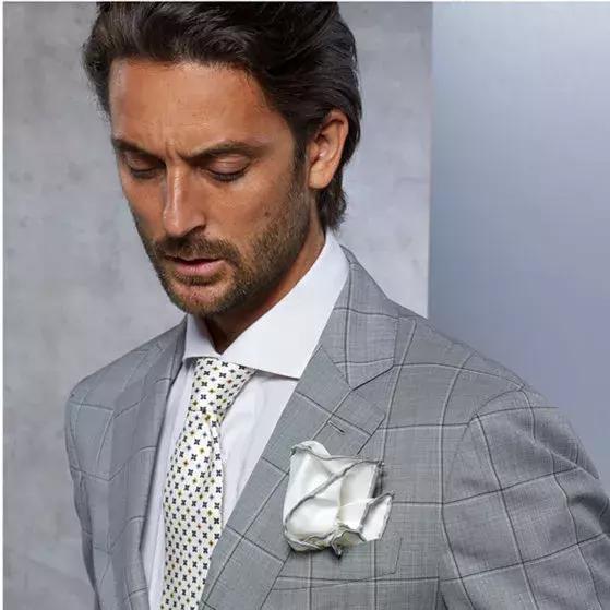 保时捷让人着迷,西装革履保时捷