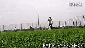 50种个人足球技巧训练,100个足球过人技巧gif