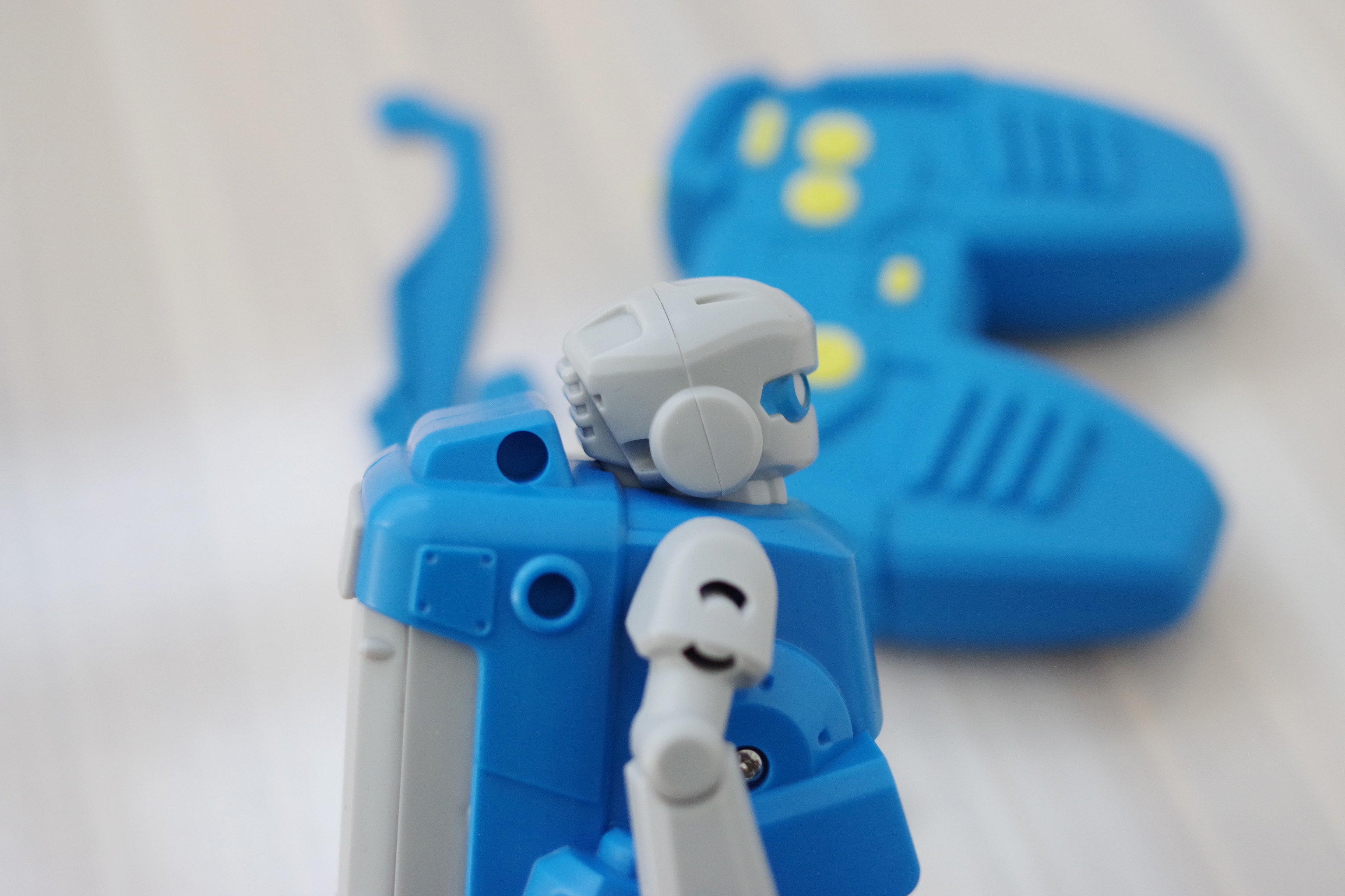 米家有品官方旗舰店的直播间,米家新发布的机器人