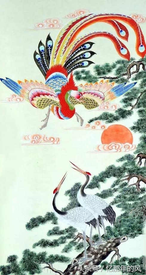 美丽的孔雀和凤凰吉祥的象征,孔雀和凤凰的寓意及象征