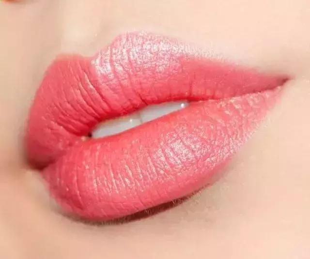 圣罗兰口红春夏推荐色号211,2018最值得买的十大口红